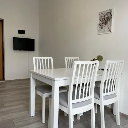 Apartment T&t *