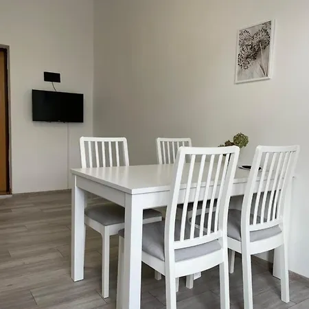Apartment T&t *